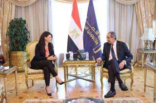 وزيرا الاتصالات والتعاون الدولى يشهدان...