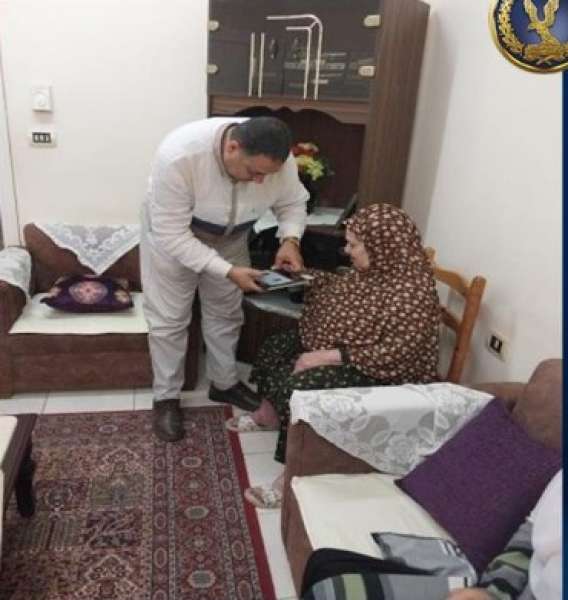 وزارة الداخلية تواصل جهودها فى تيسير إجراءات حصول المواطنين على الخدمات الشرطية