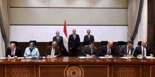 مدبولى يشهد توقيع عقود لتحويل...
