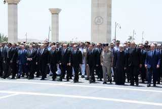 الرئيس السيسي يشارك في جنازة...
