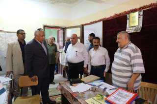 محافظ الوادي الجديد يتابع جاهزية...