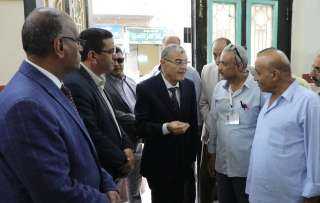 محافظ المنيا في جولة تفقدية...