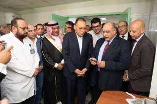محافظ الشرقية يشهد تسليم أجهزة...