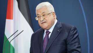 الرئيس الفلسطيني يصل إلى بكين...