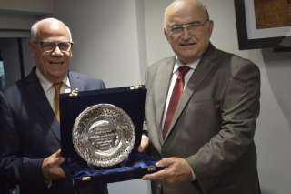 محافظ بورسعيد يفتتح فرع بنك...