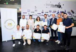 وزيرة الهجرة تشهد تخريج أول...