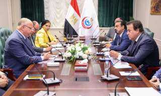 وزير الصحة ومحافظ القاهرة يبحثان...