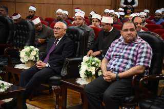 محافظ بورسعيد يلتقي أئمة المساجد...