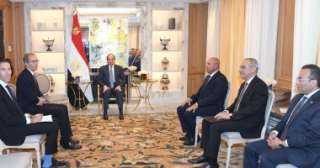 الرئيس السيسى يبحث فى باريس...