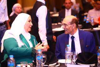 وزيرة التضامن تطلق مبادرة ”الأب...