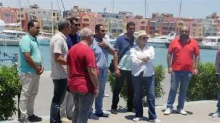 وزيرة البيئة تتفقد وسائل الحماية...