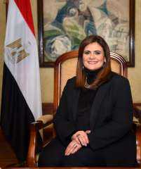 تشكيل فريق عمل بوزارة الهجرة...