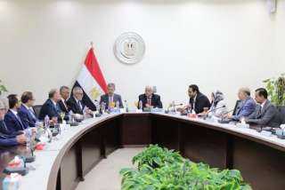 وزير التعليم العالي يبحث آليات...