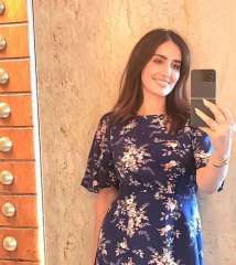 حلال شيحة تجذب الأنظار بإطلالة...