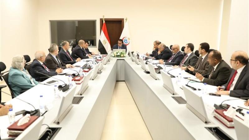 الاجتماع الدوري لـ قيادات وزارة الصحة