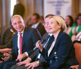 وزيرة البيئة ترحب بالتعاون مع...
