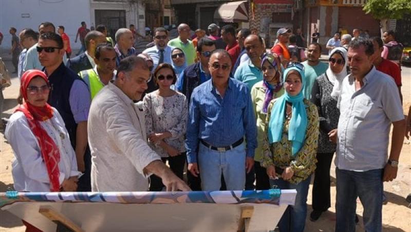 محافظ الإسكندرية يتفقد أعمال ميدان المساجد
