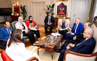 وزيرة الهجرة تستقبل رئيس اتحاد...