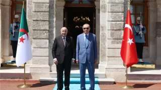 أردوغان يستقبل نظيره الجزائري في...