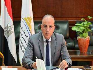 وزير الرى يتابع أعمال حماية...