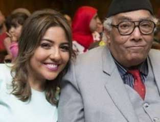 حمادة هلال ينعى والد مي...