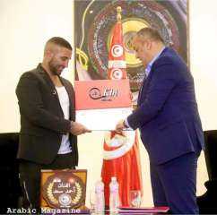 نقابة الموسيقيين التونسية تمنح أحمد...