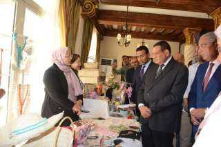 وزير التنمية المحلية ومحافظ الفيوم...