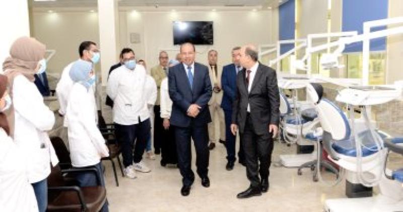 جانب من تطوير عيادات طب الاسنان