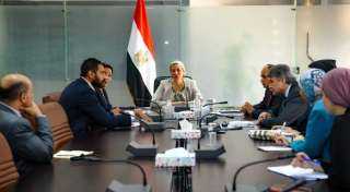 وزيرة البيئة تواصل لقاءاتها بأعضاء...