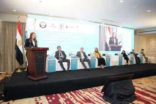 وزيرة التخطيط تشارك في مؤتمر...