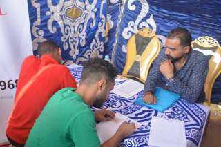 محافظ القليوبية يفتتح ملتقى توظيف...
