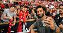 محمد صلاح يخطف الأنظار بملعب...