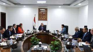 رئيس الوزراء يتابع موقف تشغيل...