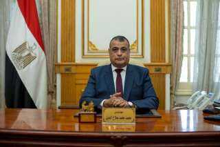 وزير الإنتاج الحربي يتلقى تقريرًا...