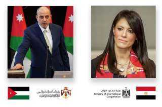 وزيرة التعاون ووزير الصناعة والتجارة...