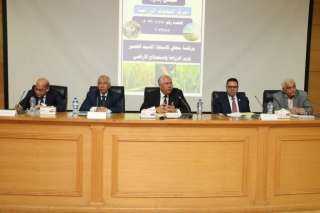 وزير الزراعة يترأس اجتماع مجلس...