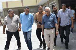 محافظ بورسعيد يتفقد مصنع داك...