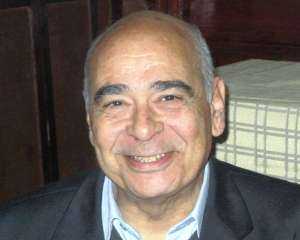 أحمد الخميسي يكتب: فيس بوك..أدباء...