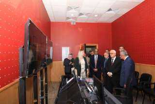 وزير التربية والتعليم يبحث أوجه...