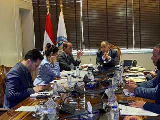 وزير المالية يتابع الاستعدادات الجارية...