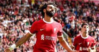 جيرارد يهنئ محمد صلاح بعد...