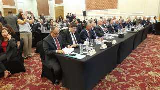 رئيس جهاز شئون البيئة يشارك...