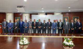 الوطنية للانتخابات والبريد توقعان بروتوكولا...