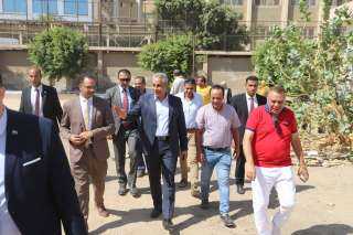وزير العمل يتفقد المركز القومي...