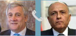 وزير الخارجية يتلقى اتصالاً هاتفياً...