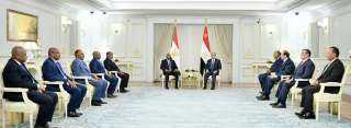الرئيس السيسى يستقبل رئيس مجلس...