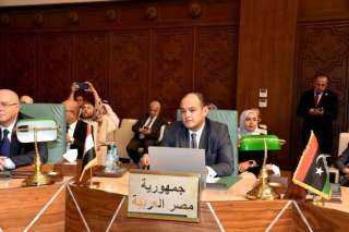 وزير التجارة والصناعة يشارك بفعاليات...