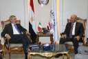 وزير النقل يبحث مع السفير...