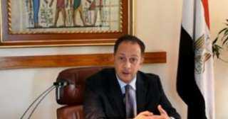 الإمارات تمنح السفير المصرى فى...