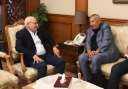 محافظ بورسعيد يستقبل الاستاذ كامل...